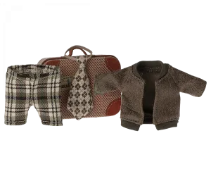 Maileg Jacket, pants and tie in suitcase, Grandpa mouse