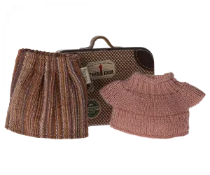 Maileg Knitted blouse and skirt in suitcase, Grandma mouse